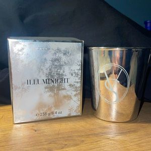 VICTORIA’S SECRET ILLUMINIGHT CANDLE NEW NEVER USED